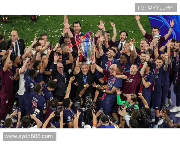 土豪豪掷千金签约足球明星助阵比赛引发热议