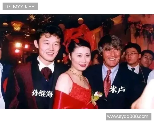 足球明星与中国女友的浪漫故事揭示跨国恋情的甜蜜与挑战